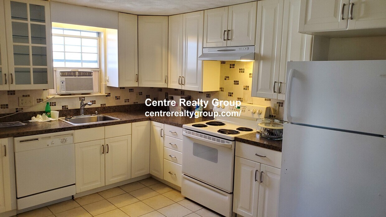 2A Bryon Rd Unit 1, Chestnut Hill, MA 02467 Apartments in Chestnut