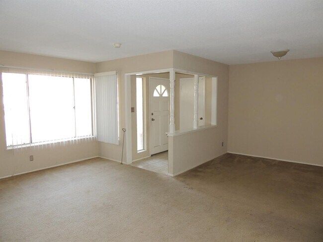 Building Photo - 1287 E Mesa Ave