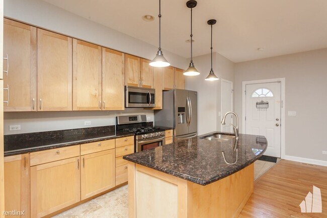 Foto del edificio - 3 br, 3 bath Condo - 845 W Lawrence Ave