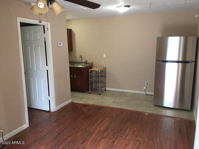 Building Photo - 1904 W Palm Ln