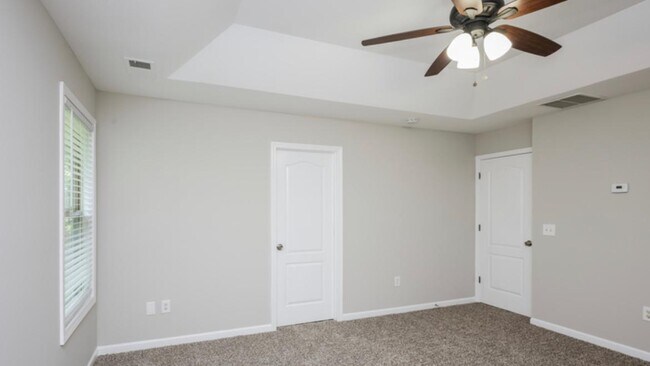 Building Photo - 204 Bethany Manor Ct