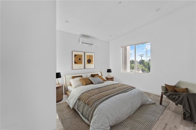 Building Photo - 8514 Wilbur Ave