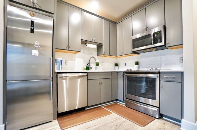 Photo - Two-Level 1BR w/ Den Next to Walter Reed a... Townhome