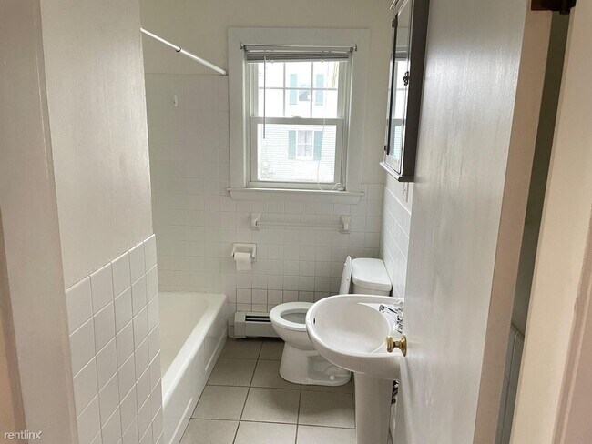 Building Photo - 3 br, 2 bath House - 1776 Washington Ave