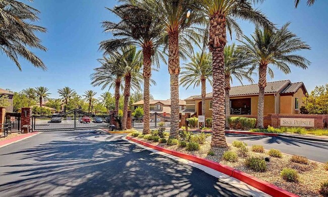 Building Photo - STUNNING LOWER-LEVEL ONE BEDROOM, ONE BATH...