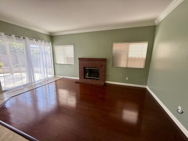 Foto del edificio - 1579 Dawson Dr