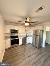 Building Photo - 16342 Taconic Cir