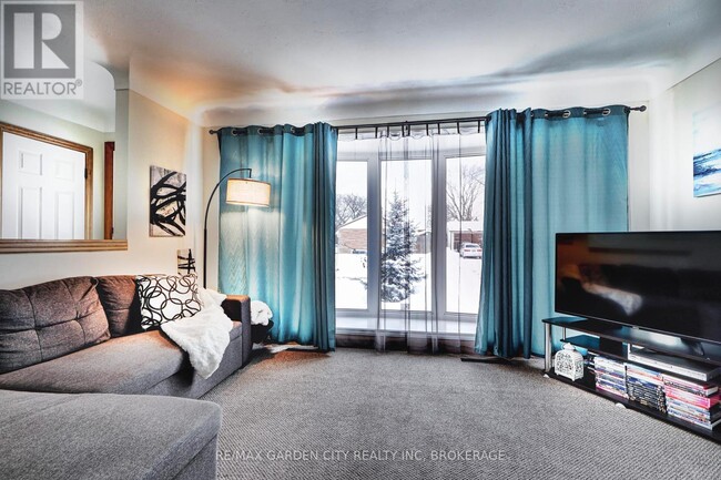 Building Photo - 59 Jacobson Ave