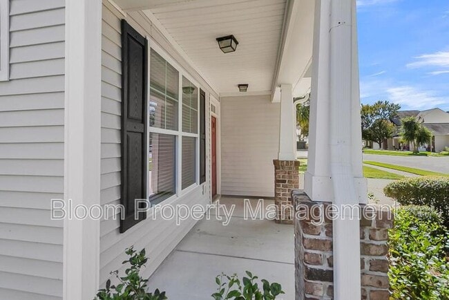 Building Photo - 2649 Lohr Dr