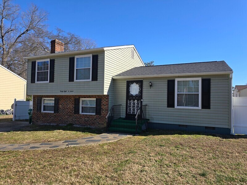 Primary Photo - 2807 Remington Rd