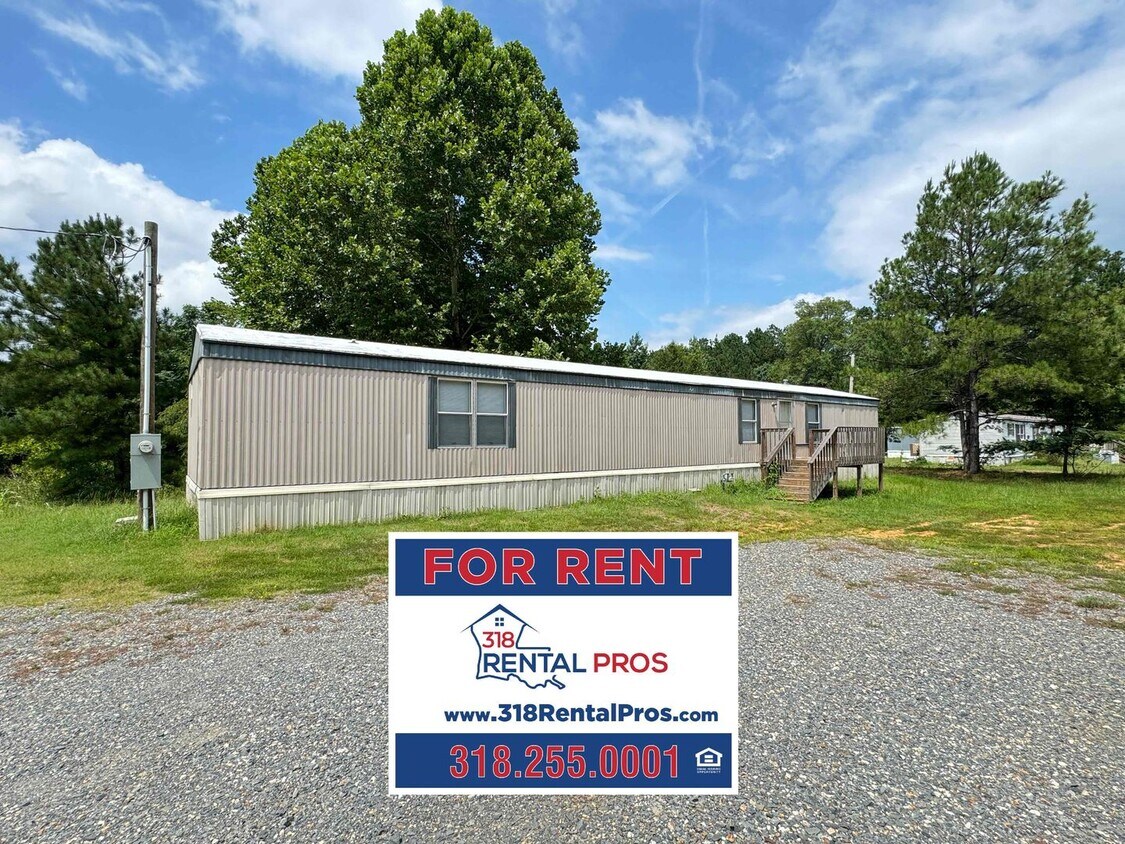 Primary Photo - 3 Bedroom 2 Bath Mobile Home