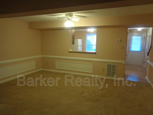 Building Photo - 1705 Murad Ct