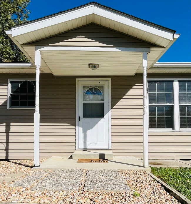 Building Photo - 2027 E County Rd 1100 N