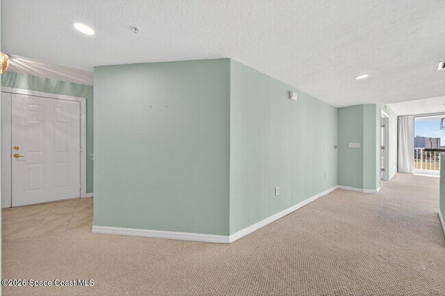 Foto del edificio - 8903 Laguna Ln