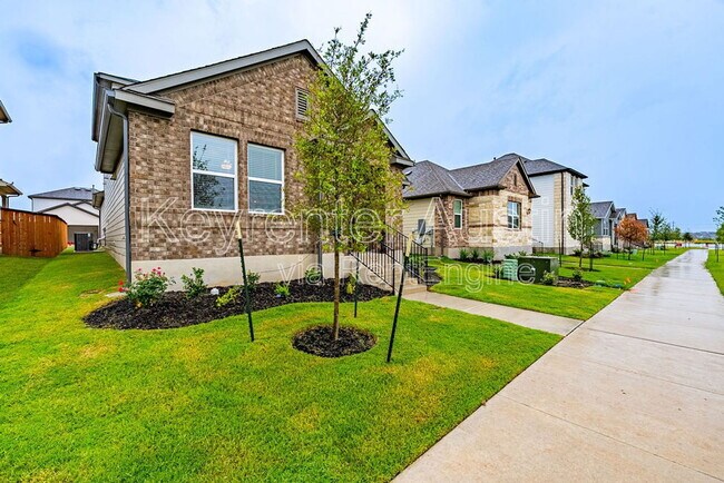 Foto del edificio - 210 Flowers Ave