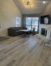 Building Photo - 3130 Walnut Bend Ln