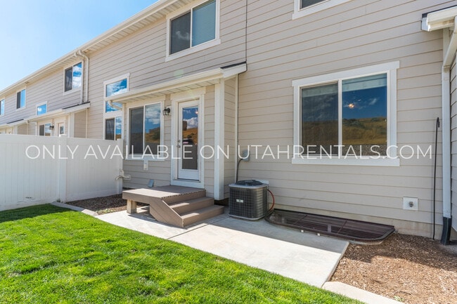 Building Photo - 15413 S Skyraider Ln