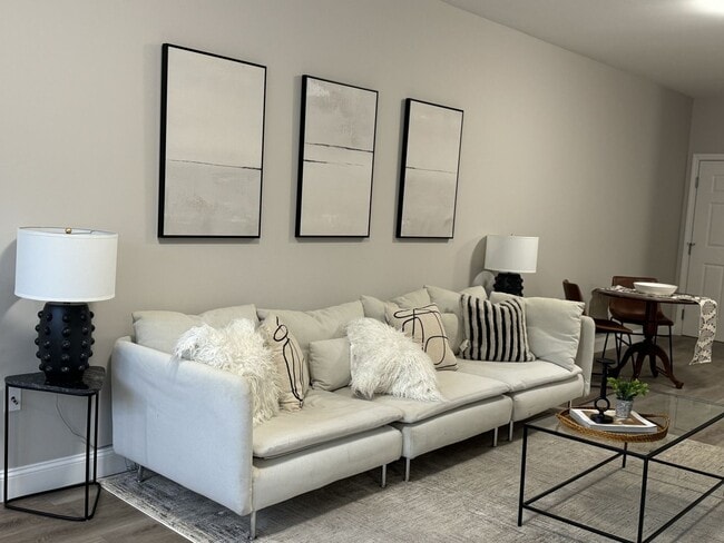 Interior Photo - The Meridian