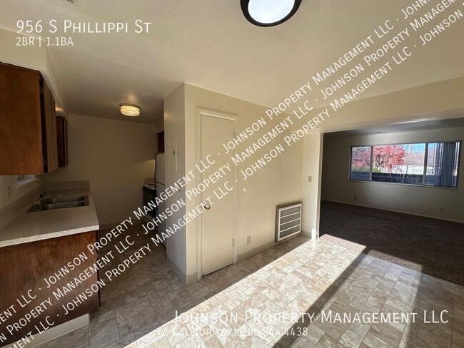 Building Photo - Discover Your Ideal Home at Phillippi Plac...