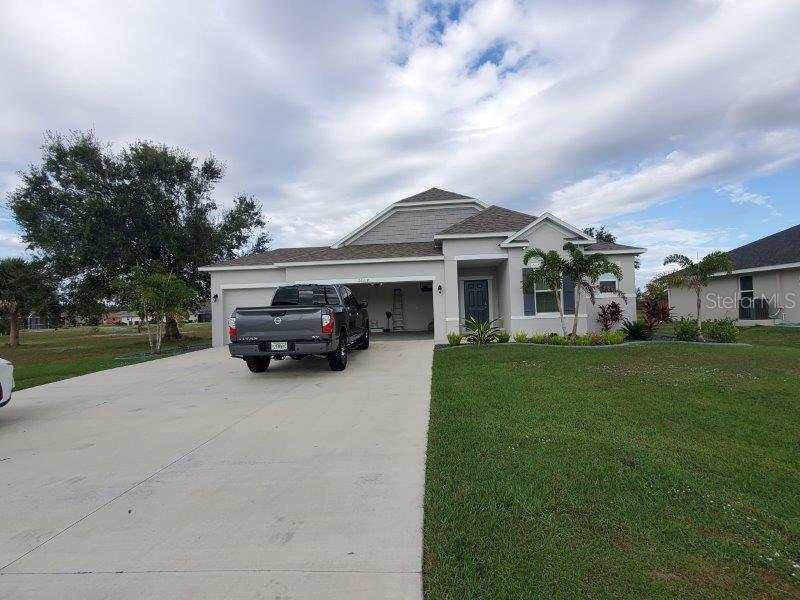 Foto principal - 26518 Deep Creek Blvd