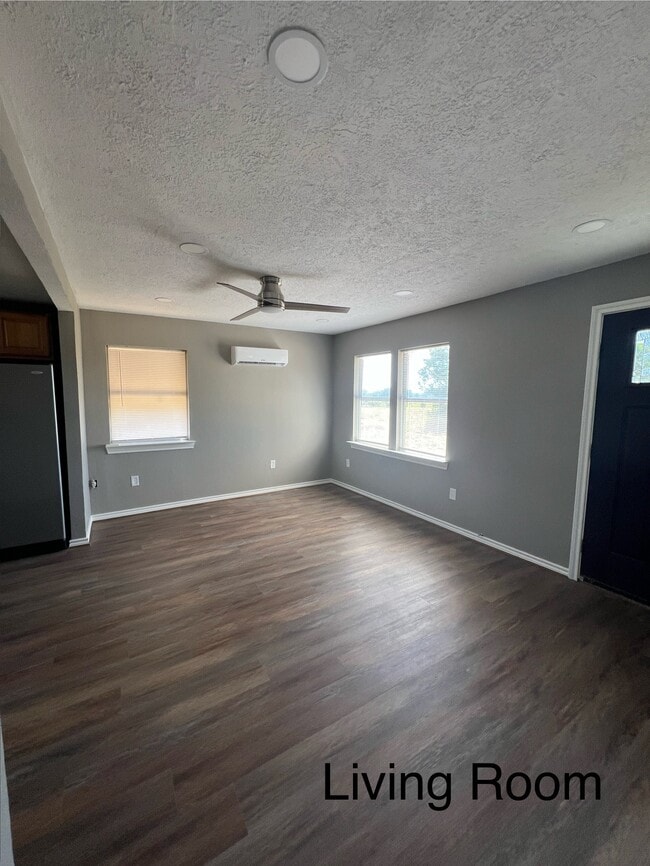 Foto del edificio - 24001 Frontier Ln