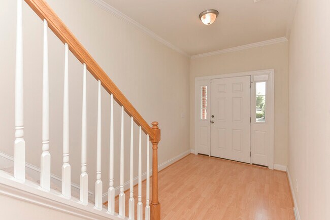 Foto del edificio - 107 Gavinshire Rd