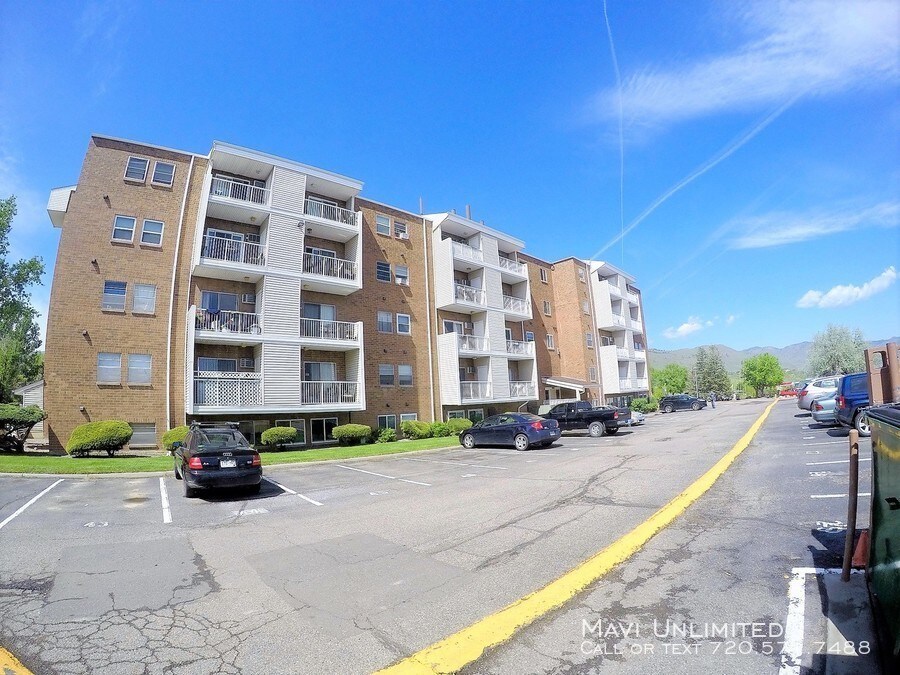 1150 Golden Cir Unit 211, Golden, CO 80401 Apartment for Rent in