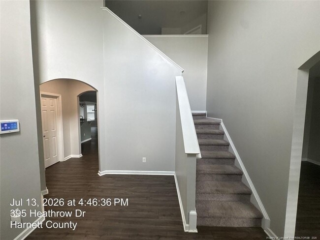 Building Photo - 395 Heathrow Dr