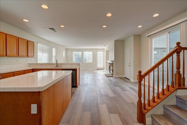 Foto del edificio - Luxury Arrowood Home for Rent – Available July 6th