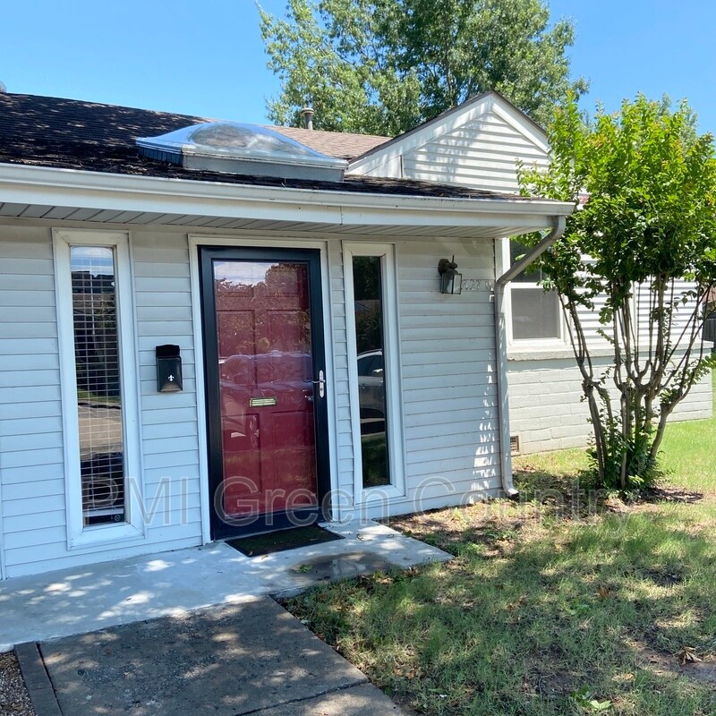 1427 E 38th Pl Unit D, Tulsa, OK 74105 Condo for Rent in Tulsa, OK