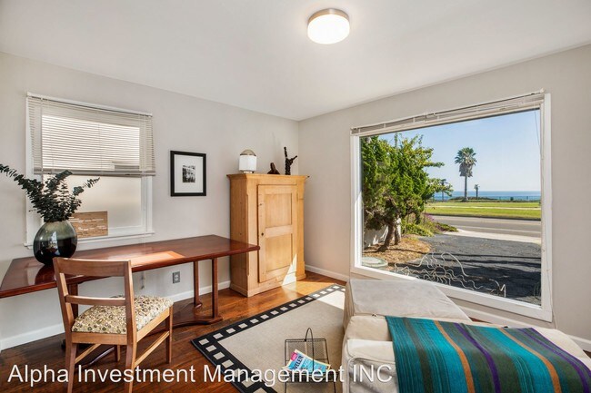 Building Photo - 2 br, 1 bath House - 1322 Shoreline Dr