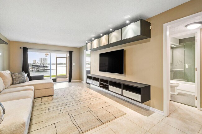 Foto del edificio - 370 Wilma Cir