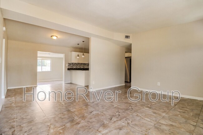 Foto del edificio - 1223 45th St N