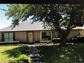 Building Photo - 612 Shenandoah Ct