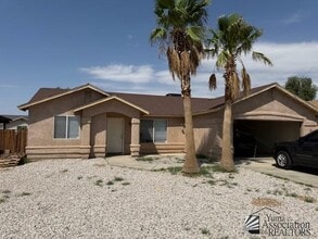 Building Photo - 3038 TANGERINE