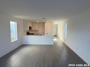 Foto del edificio - 7637 Barcelo Wy