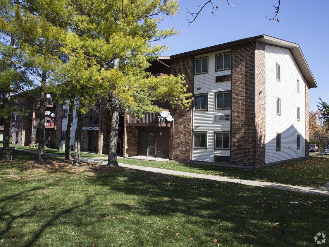 Sandburg Village Apartments Galesburg