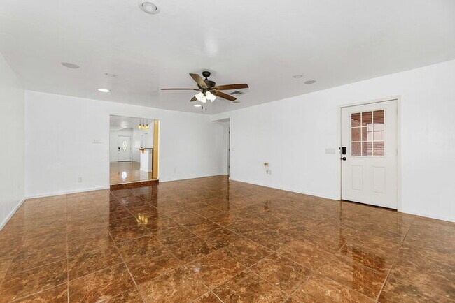 Foto del edificio - Tucson, AZ - Single-Family - $1,745.00 Ava...
