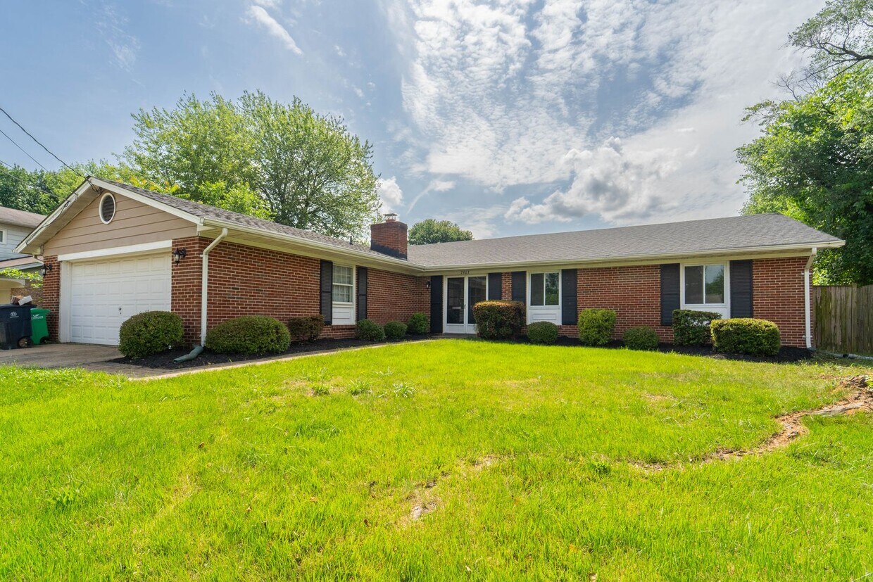 Foto principal - 5 BD 3 BA Oxon Hill, MD home is ideal for ...