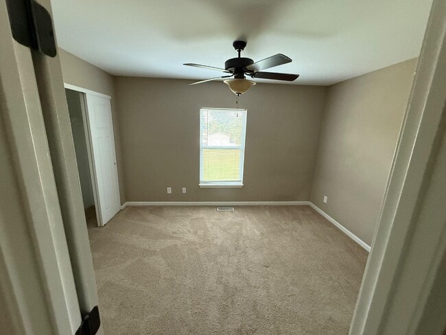 Photo - 502 Nepute St House