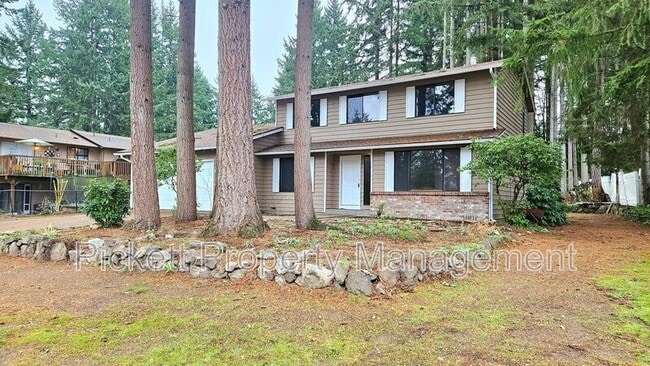 Foto del edificio - 5401 Pineridge Dr NE