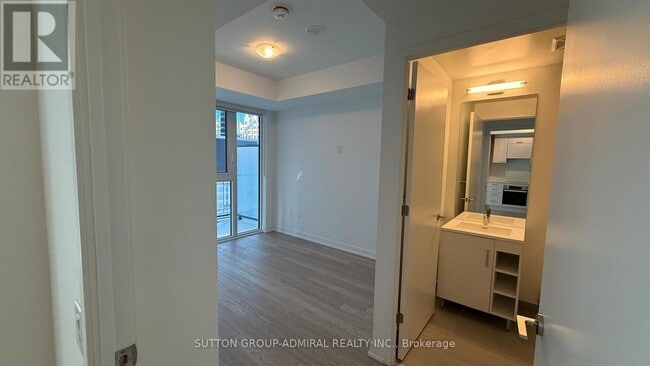 Photo du bâtiment - 634 Church St