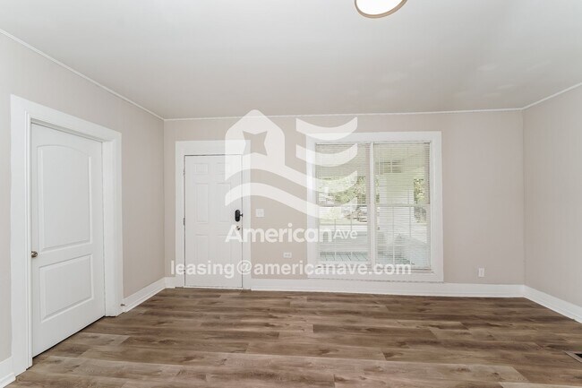 Foto del edificio - 1762 Linthicum St