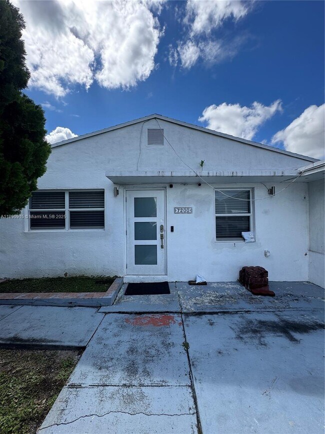 Building Photo - 7200 SW 4th St
