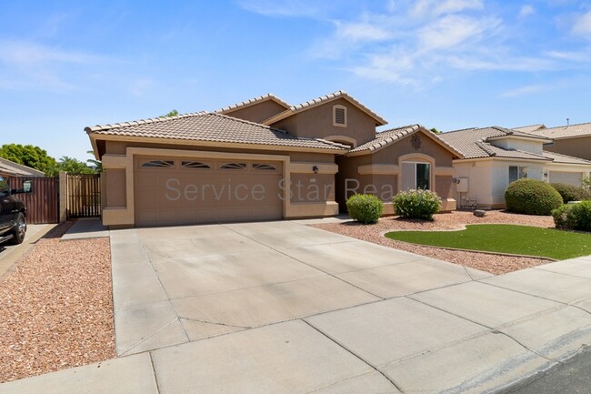 Building Photo - 12934 W Cheery Lynn Rd