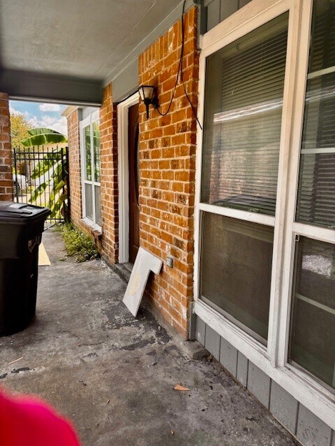Foto del edificio - 12413 Wellington Park Dr