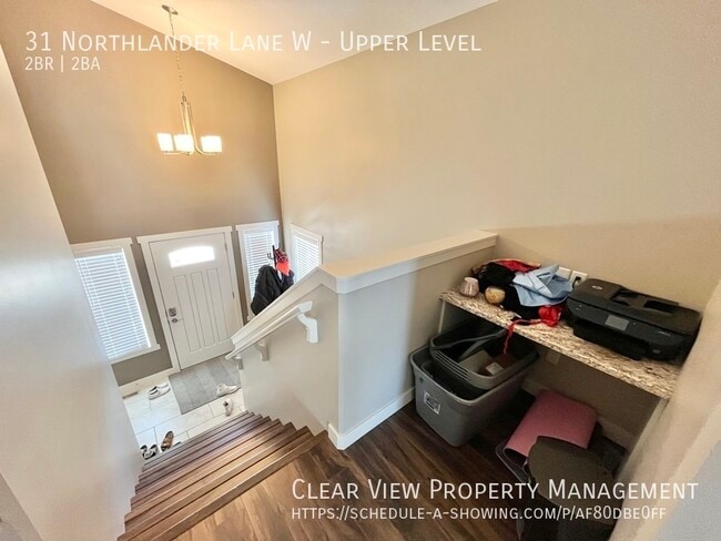 Building Photo - Modern upper level suite on a corner lot i...