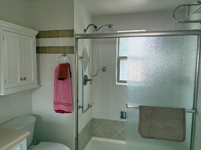 Building Photo - 469 S Paseo Lobo