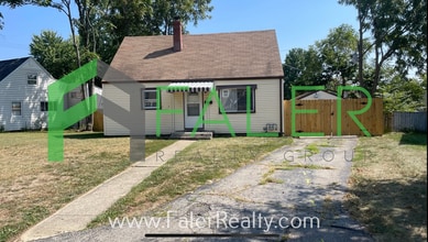 Building Photo - 520 Alexander Dr