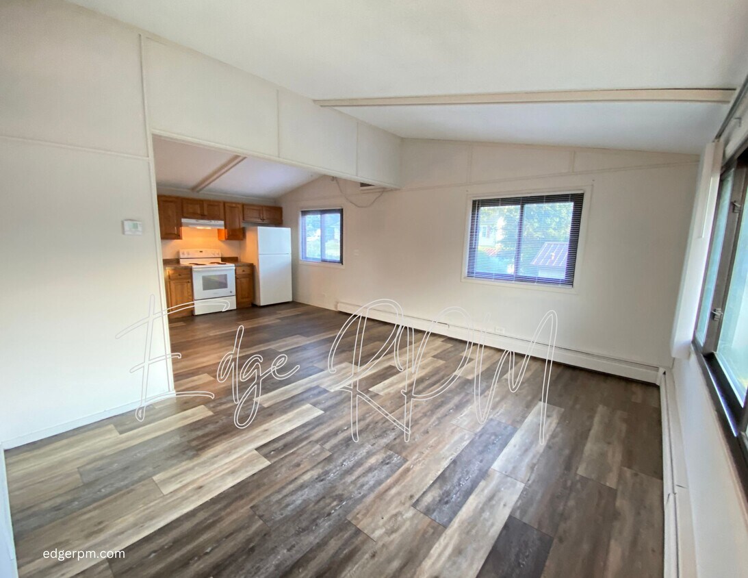 Foto principal - 220 9th St SW
